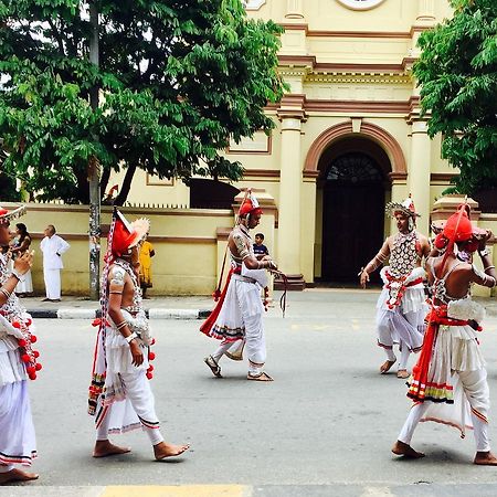 Getmore Bed & Breakfast Kandy Exterior foto