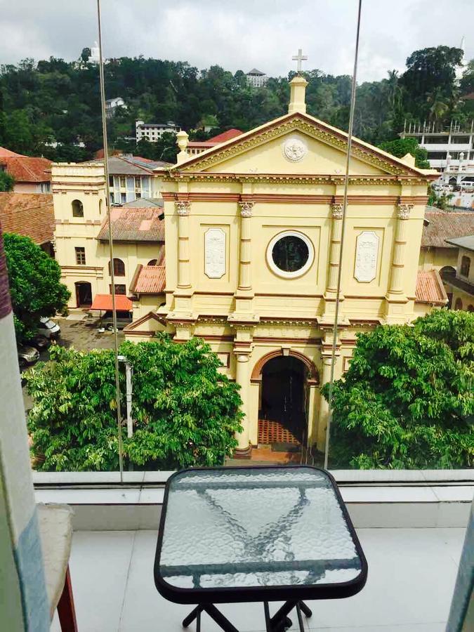 Getmore Bed & Breakfast Kandy Exterior foto